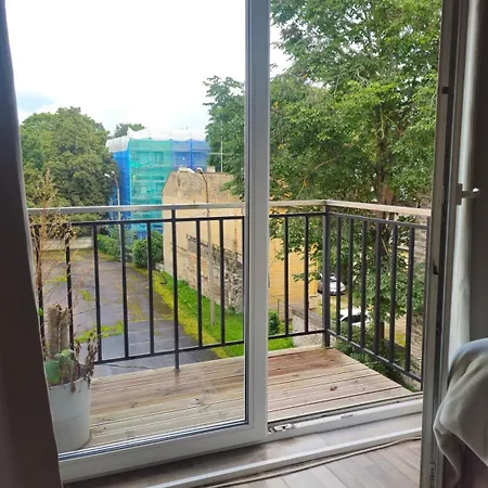 公寓 Cozy Little Penthouse Free Parking, Self Check In 塔林