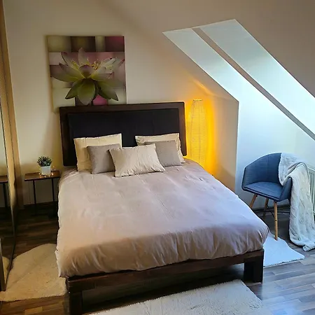 公寓 Cozy Little Penthouse Free Parking, Self Check In 塔林