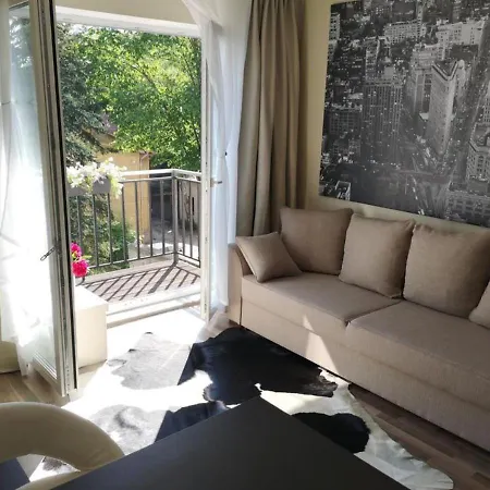 Cozy Little Penthouse Free Parking, Self Check In Appartement Tallinn